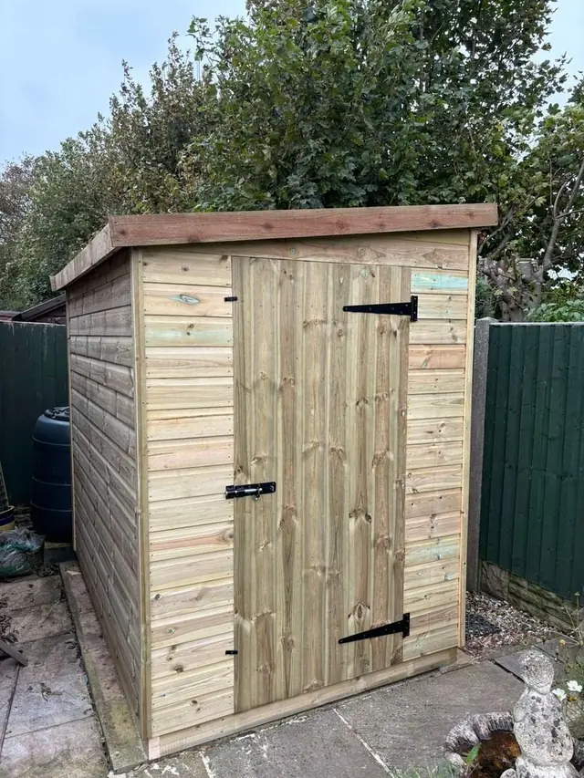 Tall pent storage shed